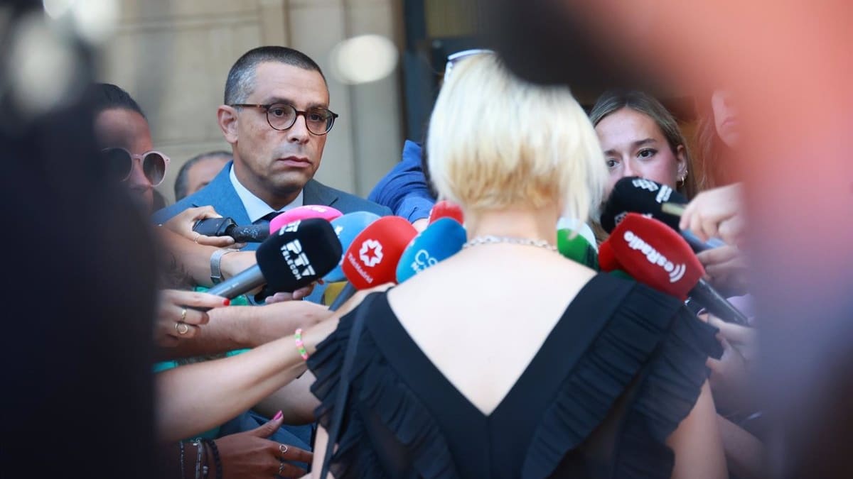 La expareja de Candy cree que su cambio de sexo fue para evitar entrar en prisión