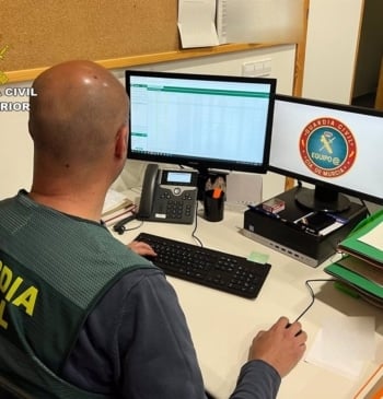 Detienen a joven por acosar a su expareja con más de 100 [...]