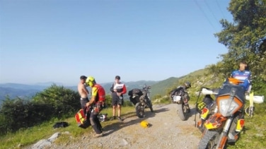 Evacuan a un joven de 29 años afectado por un golpe de calor mientras practicaba motociclismo en Voto (Cantabria)