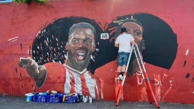 El Athletic Club ayuda a restaurar el mural en honor a su 25º título de Copa
