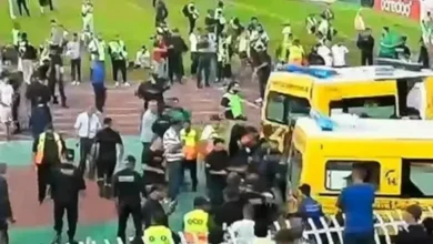 Tres muertos y 70 heridos tras incidente en estadio de fútbol en Argel