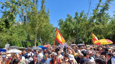 Jueces y fiscales se concentran en el Tribunal Supremo contra las 'leyes Bolaños'