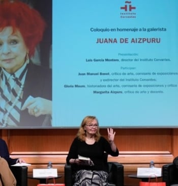 Fotocopias de una vida: Juana de Aizpuru entra en la Caja de [...]