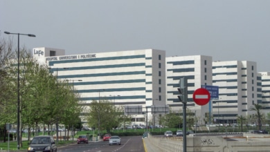 Muere una paciente tras un incendio en la planta de psiquiatría del Hospital La Fe