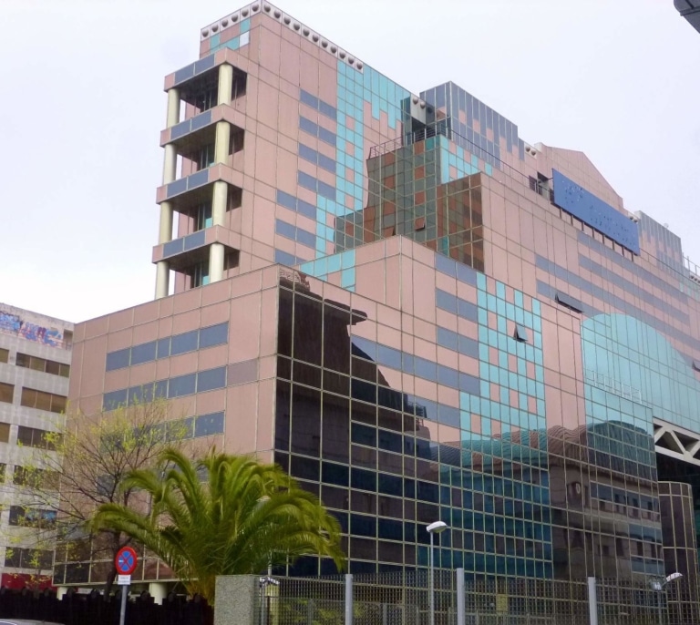 ‘La Razón’ despide a cuatro periodistas de su sección de Nacional y enciende a sus sindicatos