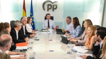 Feijóo aborda su cónclave con el partido pacificado y la única incógnita de su futuro equipo 