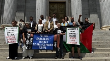 Sumar pide sin éxito a Albares que condene la expulsión de Marruecos de una marcha de activistas prosaharauis