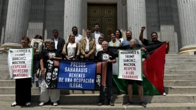Sumar pide sin éxito a Albares que condene la expulsión de Marruecos de una marcha de activistas prosaharauis