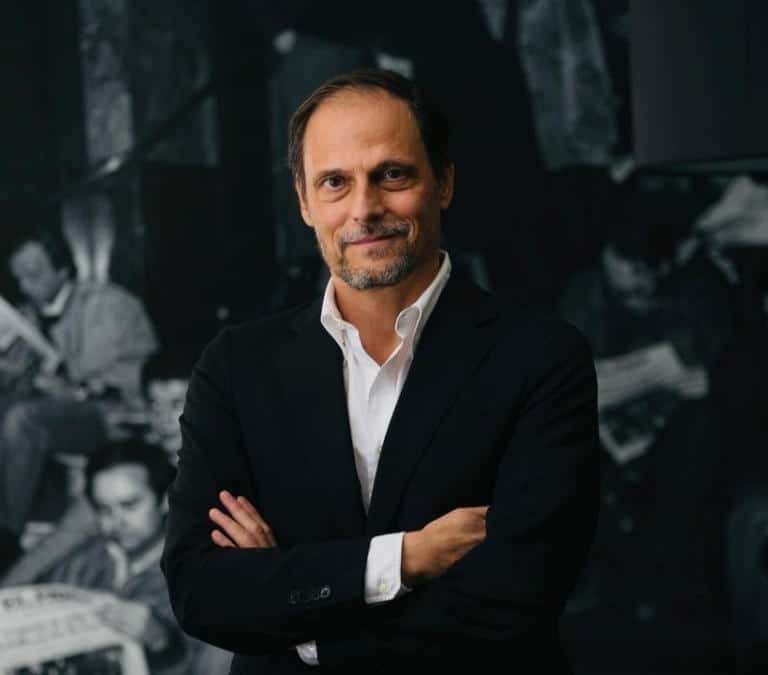 El nuevo director de 'El País' nombra a su guardia pretoriana y sitúa a Ricardo de Querol al frente de 'Cinco días'