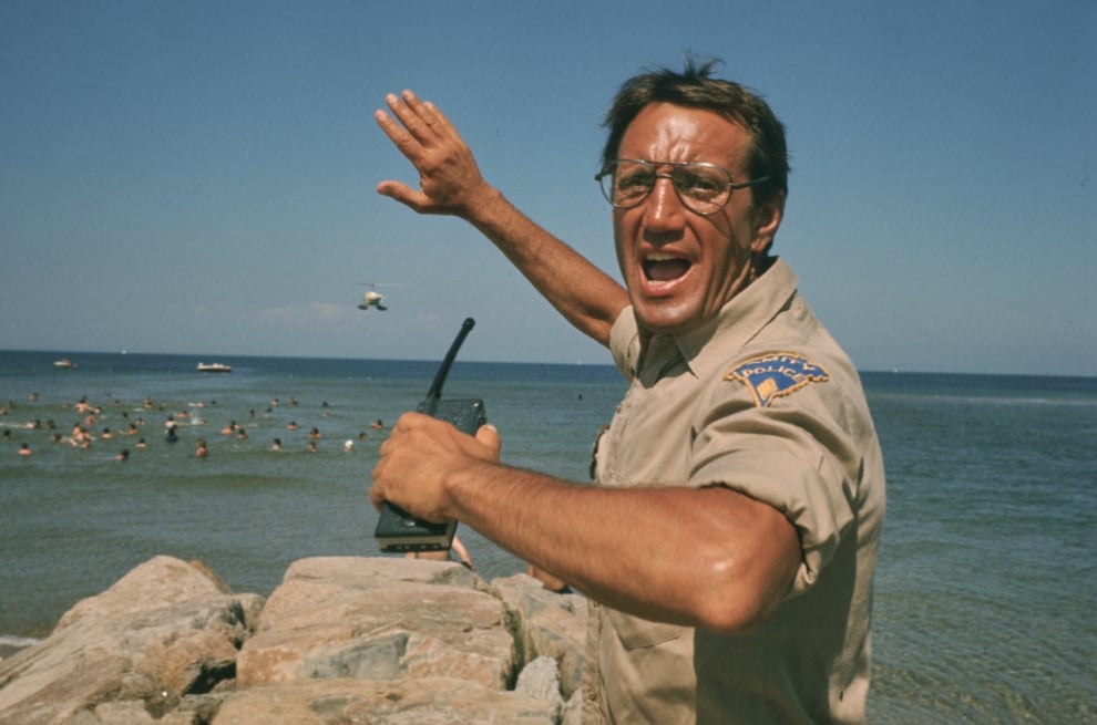 Roy Scheider interpreta en 'Tiburón' a Martin Brody, el jefe de policía de Amity Island sobrepasado por los acontecimientos. 