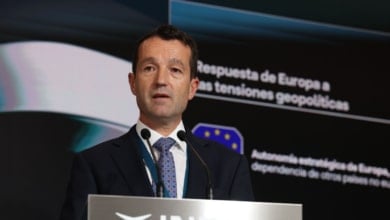 Los accionistas de Indra ratifican a Escribano, que anuncia el lanzamiento de una nueva división de armamento