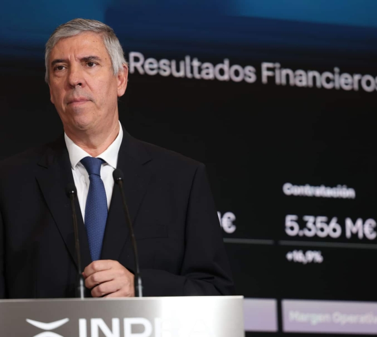 La Indra de Simón paga a De los Mozos un bonus de 158.000 euros por su trabajo en la etapa de Escribano