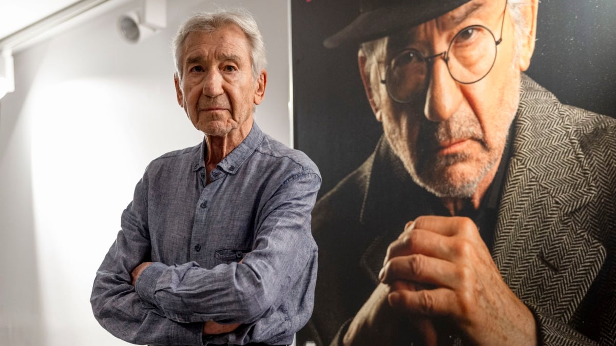 El actor José Sacristán presenta el espectáculo "'Caminando con Antonio Machado. De 'Los días azules' a 'El sol de la infancia'", este martes en Madrid.