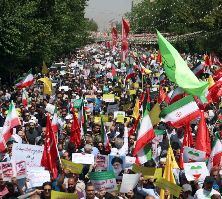 La difícil transición iraní