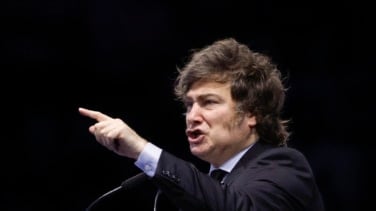 Milei, en Madrid, tras la protesta contra Sánchez: "Si quieren zurrar al bandido, sigan, yo no tengo problema"