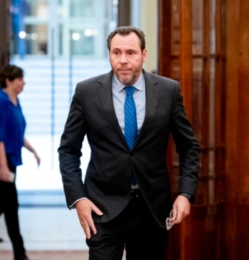 Puente llama "resentido" a Eduardo Madina por sus críticas al escándalo de [...]