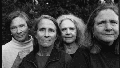 El tiempo en imágenes: tres exposiciones para pensar el paisaje, la frontera y la familia