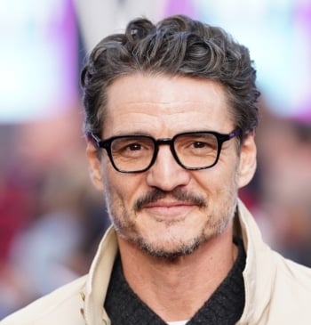 Pedro Pascal, contra J. K. Rowling: "Los matones me dan asco"
