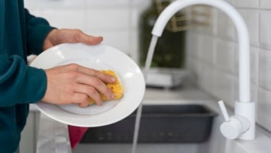 Precio de la luz hoy, 4 de junio de 2025: franja horaria y cuál es la hora más barata