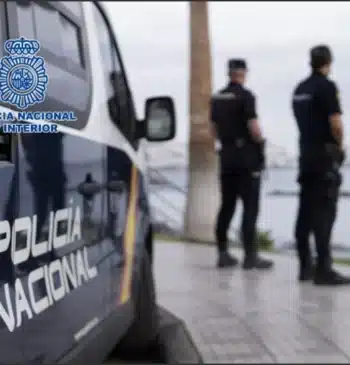 Los policías estallan contra las "cajas vacías": tienen que adelantar dinero de [...]