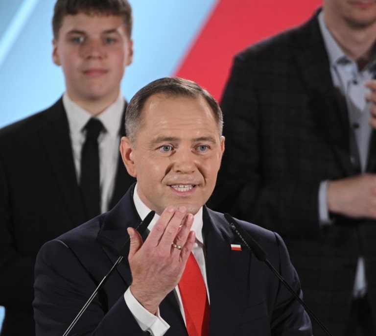 Polonia da inicio a dos años de campaña electoral