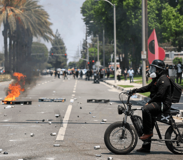 Los Ángeles desafía a Trump: protestas masivas contra las redadas y la militarización
