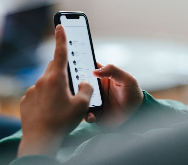 Así es la nueva función de WhatsApp que resume los mensajes no leídos