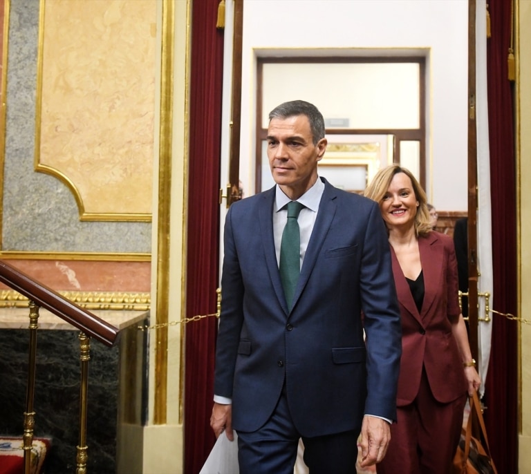 El 'caso Leire' hace subir un 2,3% en voto al PSOE y quita dos puntos al PP, según el CIS