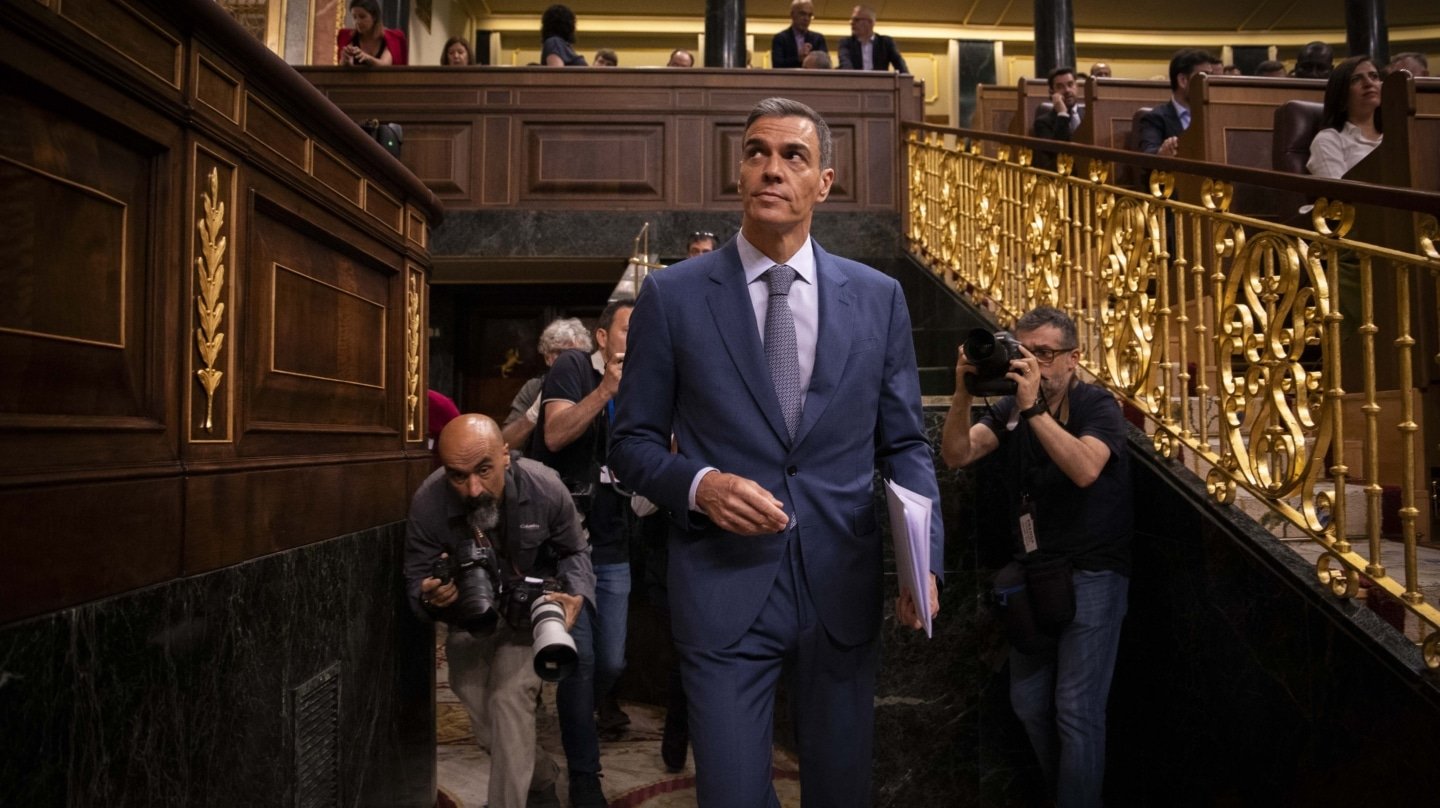 Pedro Sánchez entrando al hemiciclo del Congreso