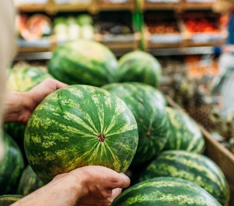 Estos es lo que debes saber para elegir una sandía en el supermercado