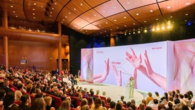 Cuando la solidaridad empieza por casa: así apoyan los empleados de Santander a quienes más lo necesitan