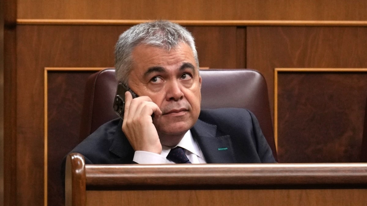 El diputado socialista Santos Cerdán durante el pleno celebrado este jueves en la Cámara Baja.