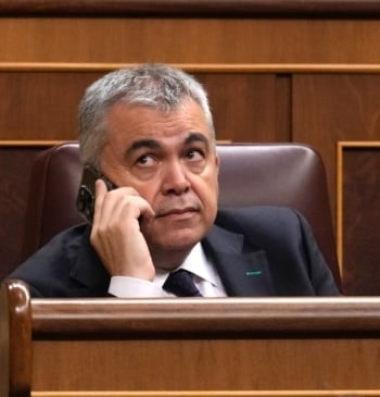 Santos Cerdán no ha entregado todavía su acta de diputado tras su [...]