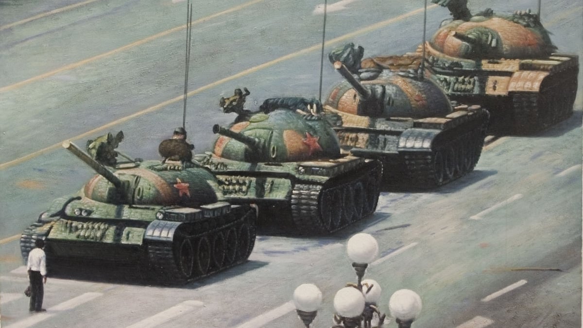 Una obra basada en la imagen del hombre frente a los tanques en Tiananmen