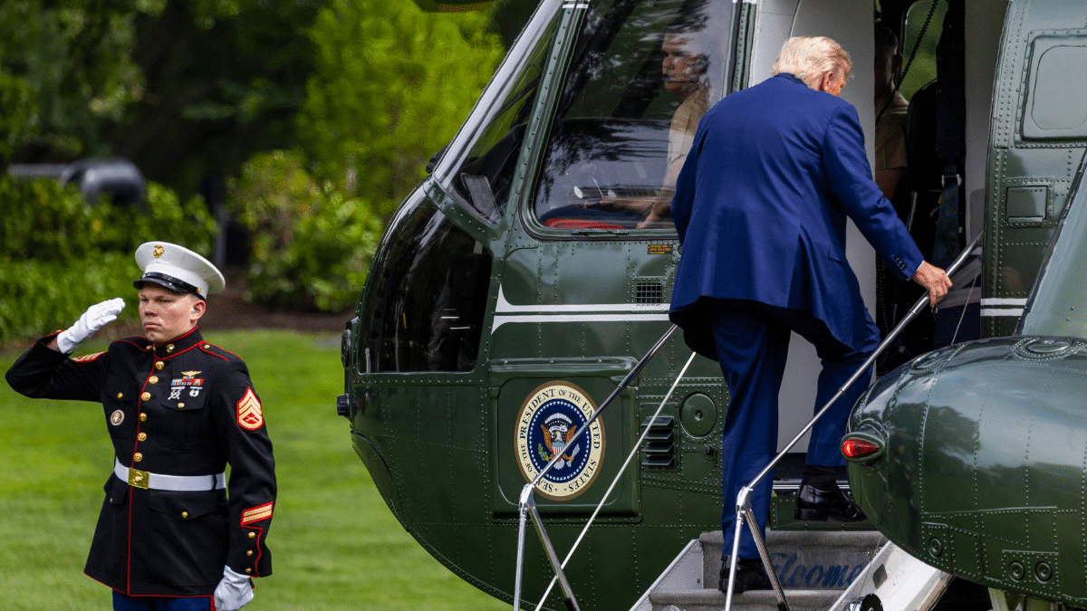 Donald Trump abandona la Casa Blanca este viernes para pasar el fin de semana en Mar-a-Lago.