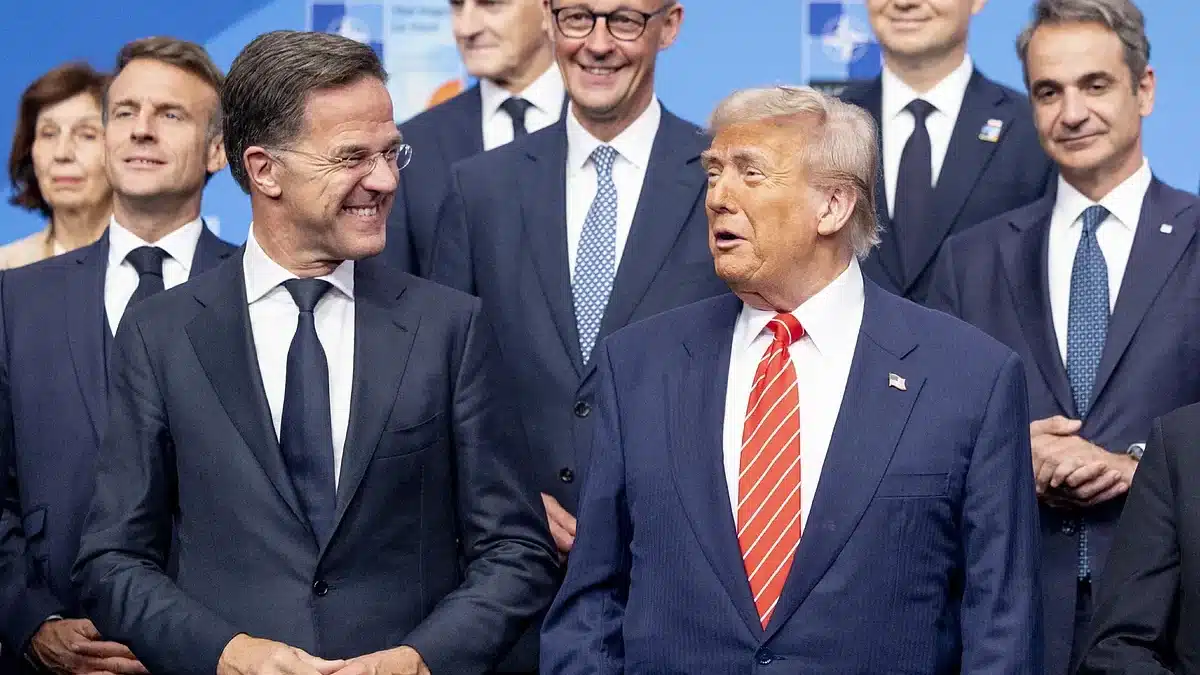 El secretario general de la OTAN, Mark Rutte, junto al presidente de Estados Unidos, Donald Trump