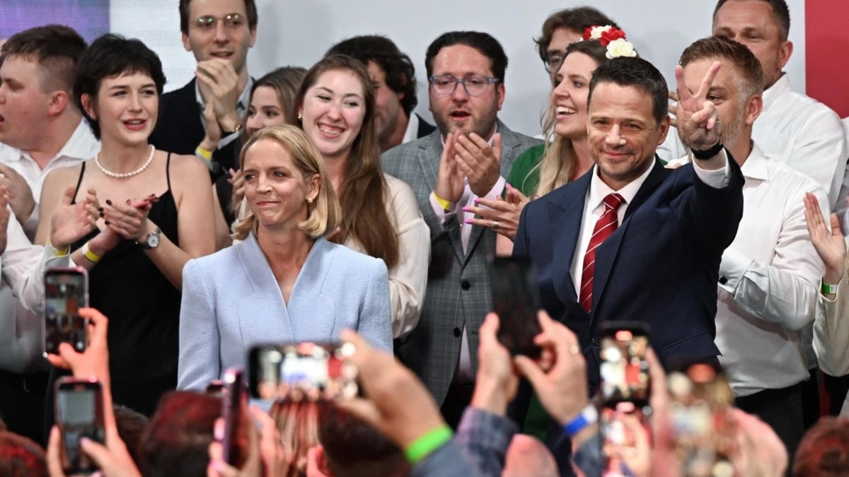 Rafal Trzaskowski y su esposa Małgorzata Trzaskowska, en la celebración en Varsovia