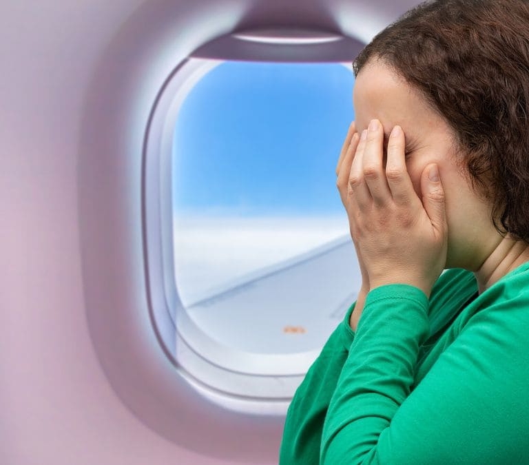 Esta es la multa a la que te enfrentas por viajar en verano si no tienes trabajo