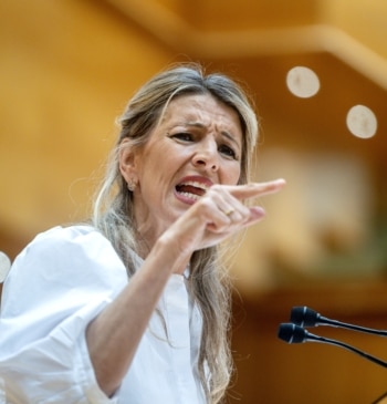 Yolanda Díaz denuncia amenazas tras la filtración de sus datos: "Me llevan [...]