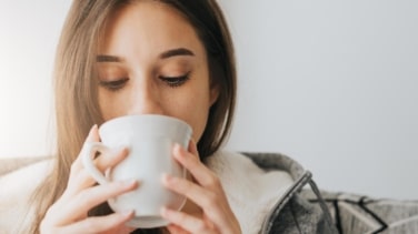 El café con cafeína se asocia a una vejez más saludable en mujeres