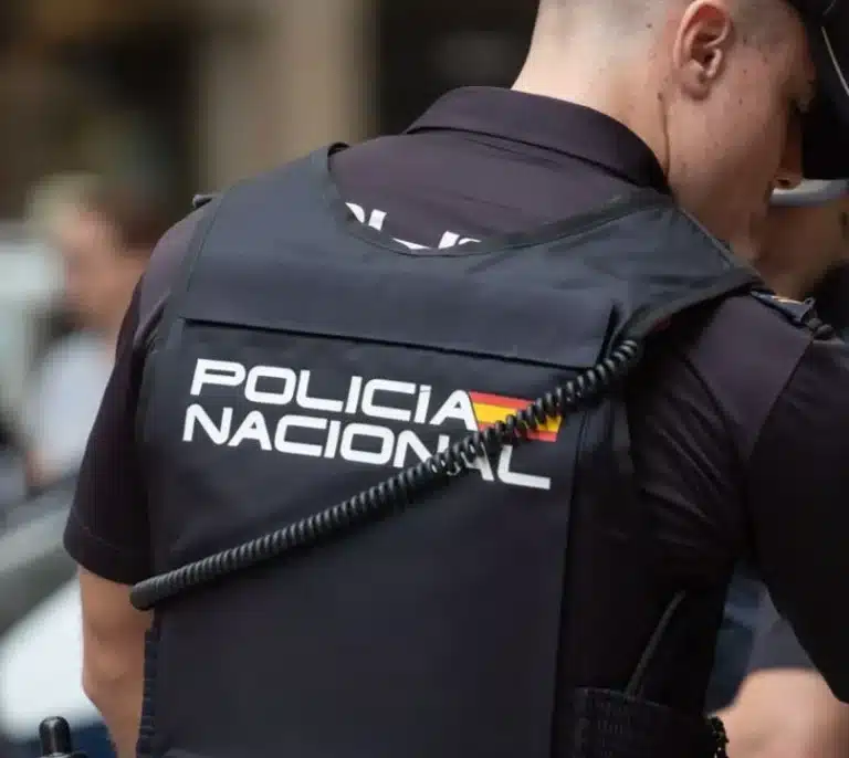 Detenidas dos mujeres que robaron en un bar de Salamanca con los dueños dentro