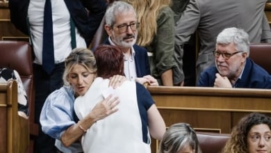 La negativa de Yolanda Díaz a que Sánchez se someta a una cuestión de confianza levanta ampollas en Compromís