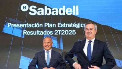 Sabadell carga los cañones del dividendo para protegerse del BBVA