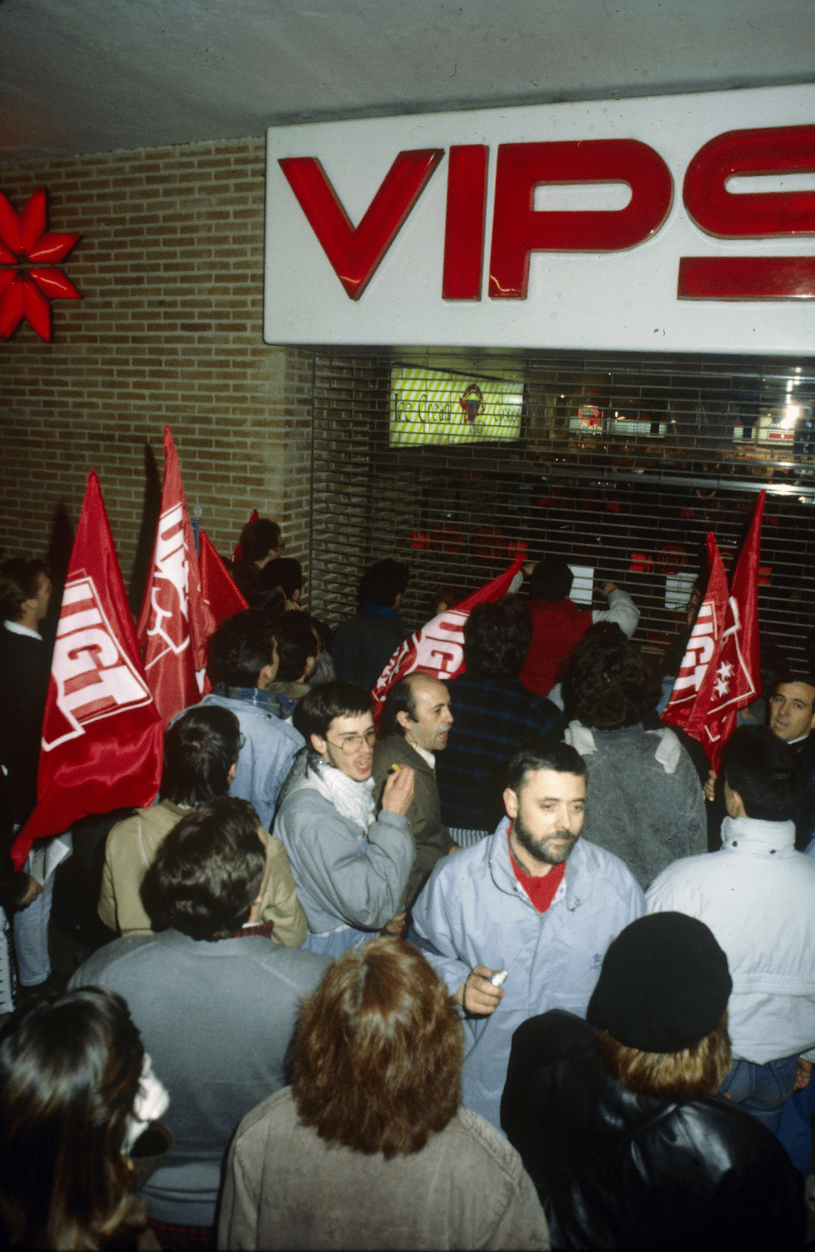 Cerrar los Vips a las 00:00 horas, un trofeo sindical durante la primera gran huelga general, el 14-D de 1988.