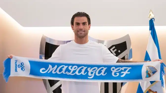 Eneko Jauregi ficha por el Málaga CF y refuerza el ataque blanquiazul
