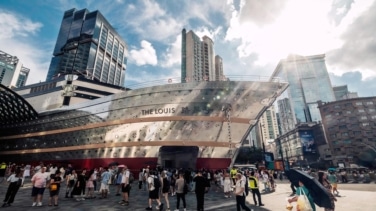 Así es el impresionante barco 'The Louis', la nueva tienda de Louis Vuitton