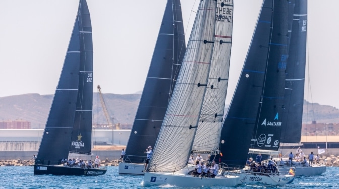 El Trofeo 'TabarcaVela Diputación' convierte a Alicante en capital de la vela nacional con 70 embarcaciones