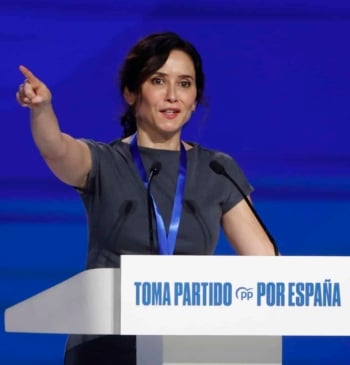 Ayuso cierra filas con Feijóo y pide al PSOE que "delinca más [...]