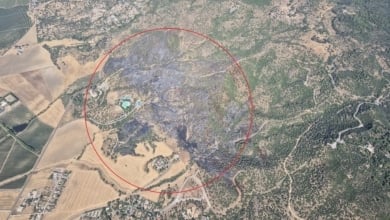 Controlado el incendio forestal junto al Castillo de la Albaida de Córdoba que obligó a evacuar a 500 personas