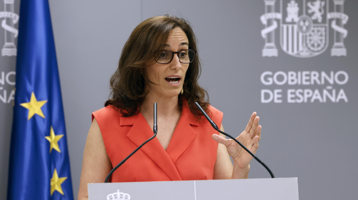 Mónica García, la ministra que no ha podido 'anestesiar' a los médicos al frente de Sanidad